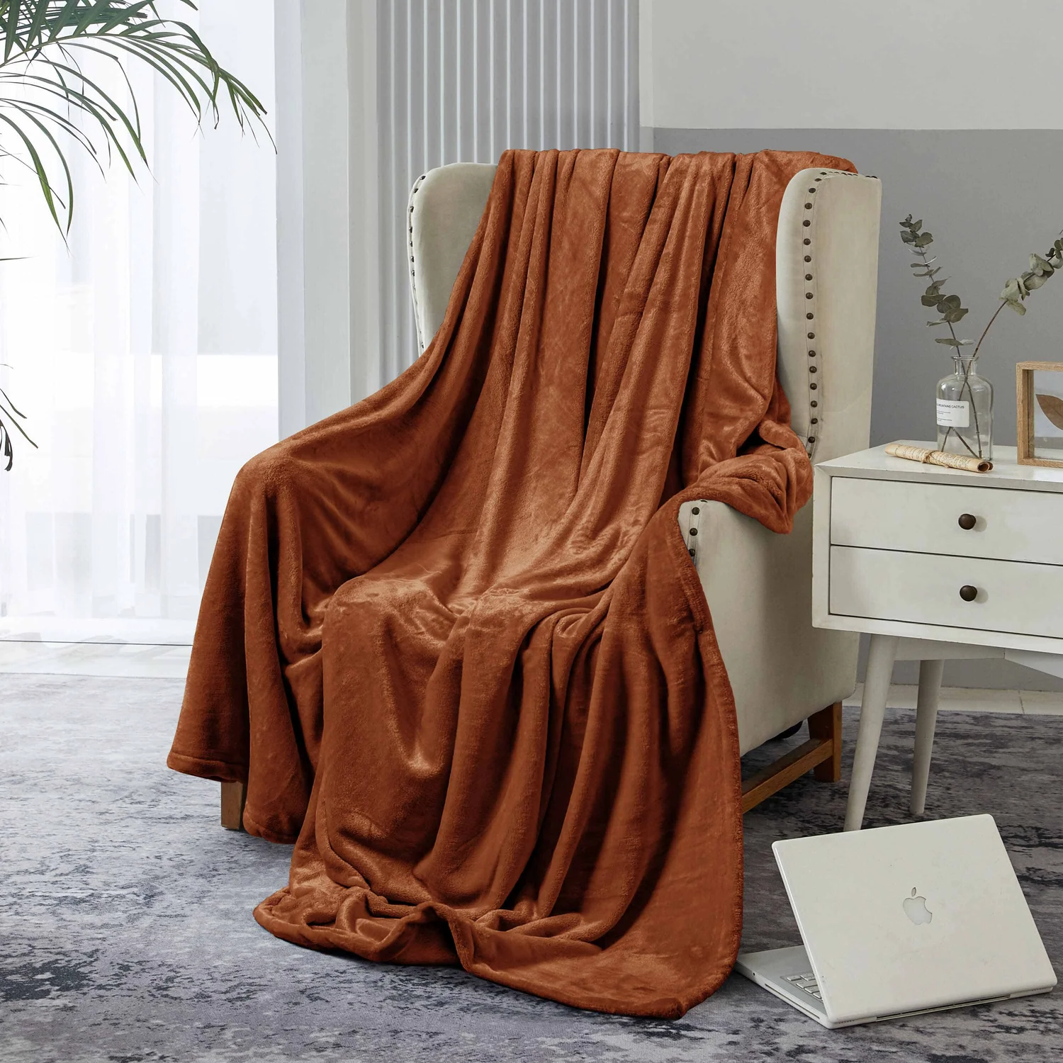 Rusty-Brown-3_4b4b3594-87c3-4231-81c3-e744d9984e2b